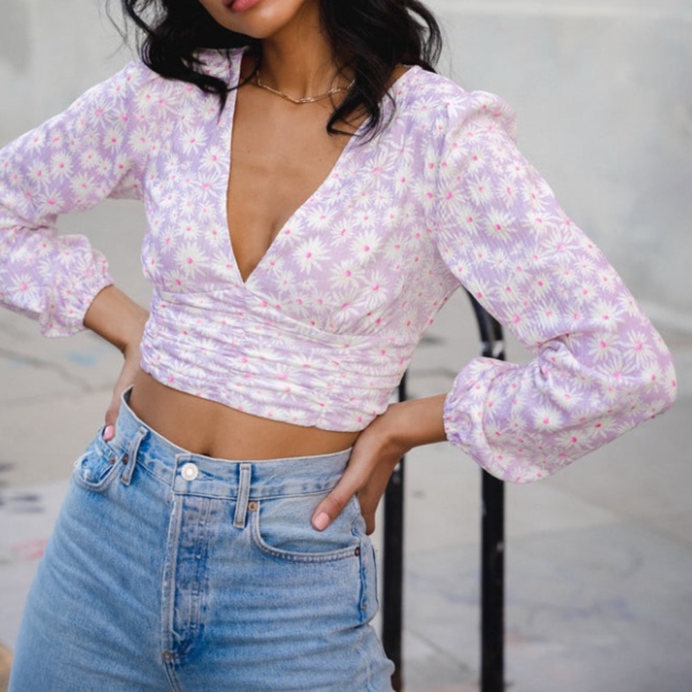 Elodie Chloe Long Sleeve Cropped Top Size Small Lavender Floral